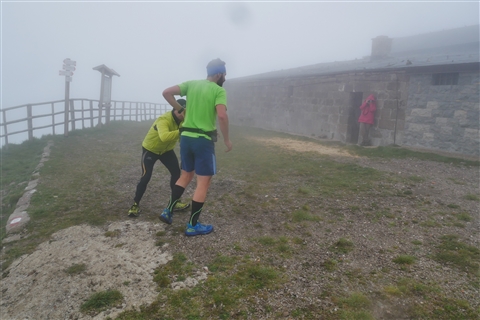 TRAIL di PIZZO San Michele N°3157 FOTO scattate a raffica in VETTA da Peppe Dalessio con nebbia e gran freddo - foto 458