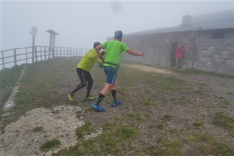 TRAIL di PIZZO San Michele N°3157 FOTO scattate a raffica in VETTA da Peppe Dalessio con nebbia e gran freddo - foto 461