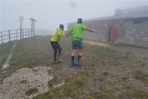 TRAIL di PIZZO San Michele N°3157 FOTO scattate a raffica in VETTA da Peppe Dalessio con nebbia e gran freddo - foto 463