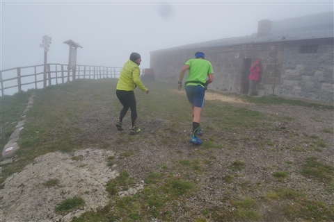 TRAIL di PIZZO San Michele N°3157 FOTO scattate a raffica in VETTA da Peppe Dalessio con nebbia e gran freddo - foto 467