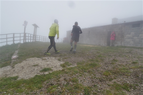 TRAIL di PIZZO San Michele N°3157 FOTO scattate a raffica in VETTA da Peppe Dalessio con nebbia e gran freddo - foto 503