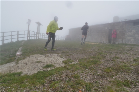 TRAIL di PIZZO San Michele N°3157 FOTO scattate a raffica in VETTA da Peppe Dalessio con nebbia e gran freddo - foto 511