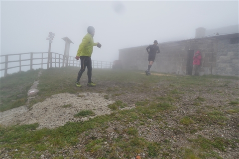 TRAIL di PIZZO San Michele N°3157 FOTO scattate a raffica in VETTA da Peppe Dalessio con nebbia e gran freddo - foto 514
