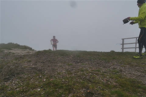 TRAIL di PIZZO San Michele N°3157 FOTO scattate a raffica in VETTA da Peppe Dalessio con nebbia e gran freddo - foto 518