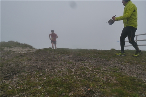 TRAIL di PIZZO San Michele N°3157 FOTO scattate a raffica in VETTA da Peppe Dalessio con nebbia e gran freddo - foto 524