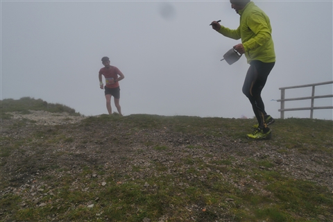 TRAIL di PIZZO San Michele N°3157 FOTO scattate a raffica in VETTA da Peppe Dalessio con nebbia e gran freddo - foto 531