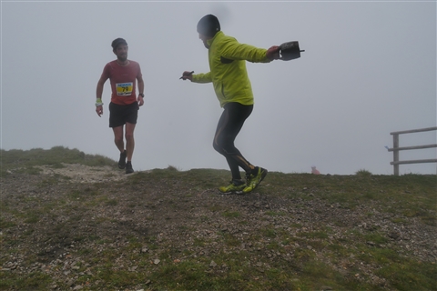 TRAIL di PIZZO San Michele N°3157 FOTO scattate a raffica in VETTA da Peppe Dalessio con nebbia e gran freddo - foto 543