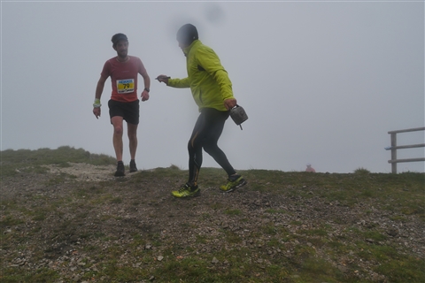 TRAIL di PIZZO San Michele N°3157 FOTO scattate a raffica in VETTA da Peppe Dalessio con nebbia e gran freddo - foto 545