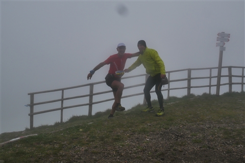 TRAIL di PIZZO San Michele N°3157 FOTO scattate a raffica in VETTA da Peppe Dalessio con nebbia e gran freddo - foto 568