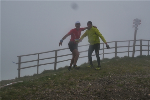 TRAIL di PIZZO San Michele N°3157 FOTO scattate a raffica in VETTA da Peppe Dalessio con nebbia e gran freddo - foto 570