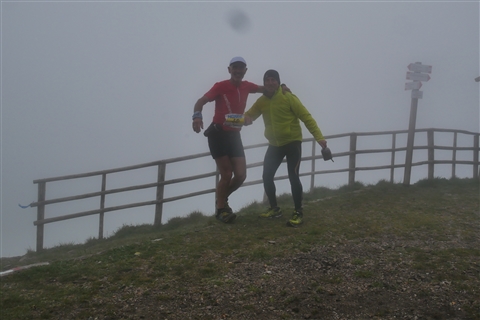 TRAIL di PIZZO San Michele N°3157 FOTO scattate a raffica in VETTA da Peppe Dalessio con nebbia e gran freddo - foto 572