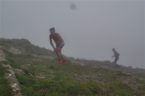 TRAIL di PIZZO San Michele N°3157 FOTO scattate a raffica in VETTA da Peppe Dalessio con nebbia e gran freddo - foto 604