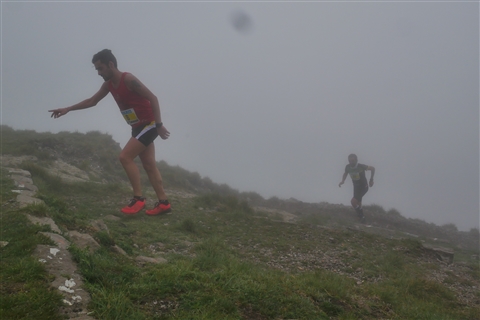 TRAIL di PIZZO San Michele N°3157 FOTO scattate a raffica in VETTA da Peppe Dalessio con nebbia e gran freddo - foto 611