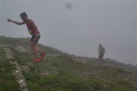TRAIL di PIZZO San Michele N°3157 FOTO scattate a raffica in VETTA da Peppe Dalessio con nebbia e gran freddo - foto 613