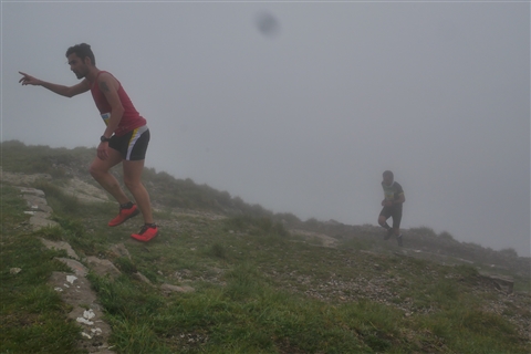 TRAIL di PIZZO San Michele N°3157 FOTO scattate a raffica in VETTA da Peppe Dalessio con nebbia e gran freddo - foto 614