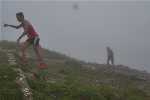 TRAIL di PIZZO San Michele N°3157 FOTO scattate a raffica in VETTA da Peppe Dalessio con nebbia e gran freddo - foto 615