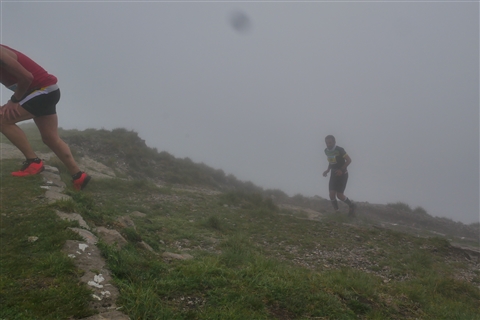 TRAIL di PIZZO San Michele N°3157 FOTO scattate a raffica in VETTA da Peppe Dalessio con nebbia e gran freddo - foto 622