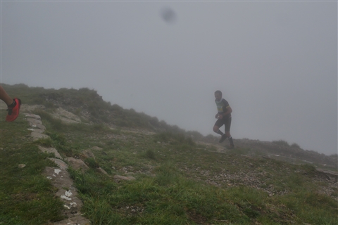 TRAIL di PIZZO San Michele N°3157 FOTO scattate a raffica in VETTA da Peppe Dalessio con nebbia e gran freddo - foto 626