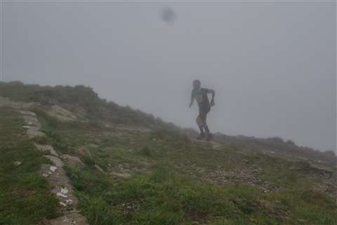 TRAIL di PIZZO San Michele N°3157 FOTO scattate a raffica in VETTA da Peppe Dalessio con nebbia e gran freddo - foto 630