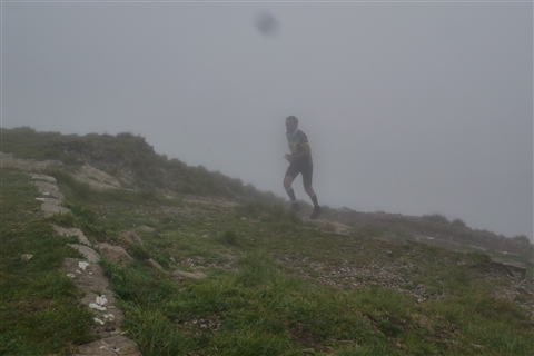 TRAIL di PIZZO San Michele N°3157 FOTO scattate a raffica in VETTA da Peppe Dalessio con nebbia e gran freddo - foto 633