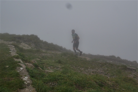 TRAIL di PIZZO San Michele N°3157 FOTO scattate a raffica in VETTA da Peppe Dalessio con nebbia e gran freddo - foto 634