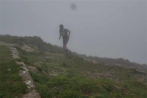 TRAIL di PIZZO San Michele N°3157 FOTO scattate a raffica in VETTA da Peppe Dalessio con nebbia e gran freddo - foto 643