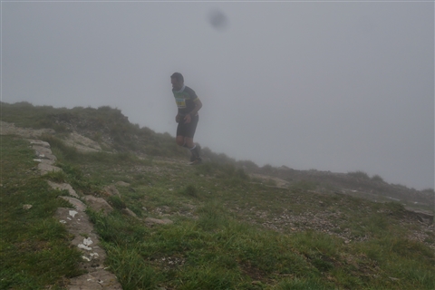 TRAIL di PIZZO San Michele N°3157 FOTO scattate a raffica in VETTA da Peppe Dalessio con nebbia e gran freddo - foto 644