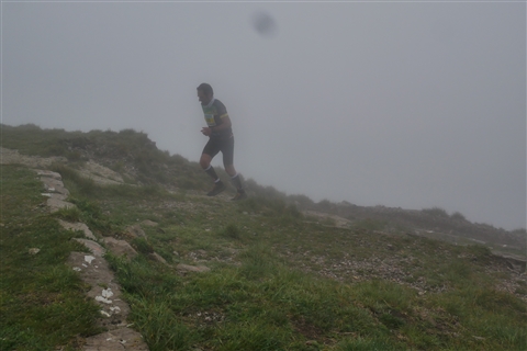 TRAIL di PIZZO San Michele N°3157 FOTO scattate a raffica in VETTA da Peppe Dalessio con nebbia e gran freddo - foto 645