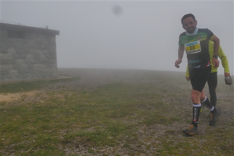 TRAIL di PIZZO San Michele N°3157 FOTO scattate a raffica in VETTA da Peppe Dalessio con nebbia e gran freddo - foto 657