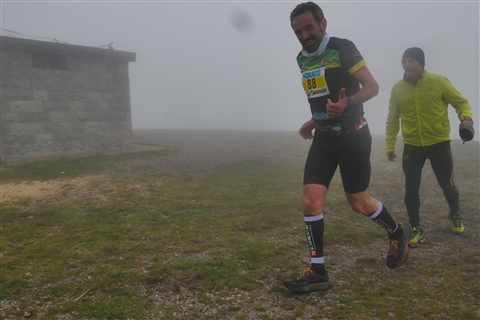 TRAIL di PIZZO San Michele N°3157 FOTO scattate a raffica in VETTA da Peppe Dalessio con nebbia e gran freddo - foto 660