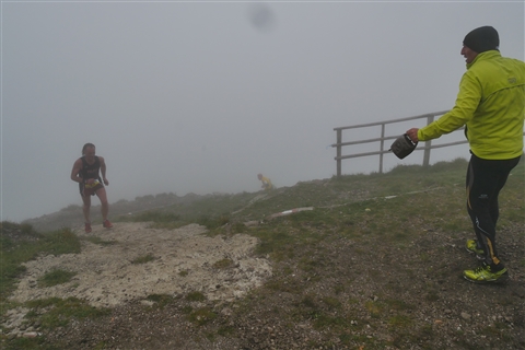 TRAIL di PIZZO San Michele N°3157 FOTO scattate a raffica in VETTA da Peppe Dalessio con nebbia e gran freddo - foto 683