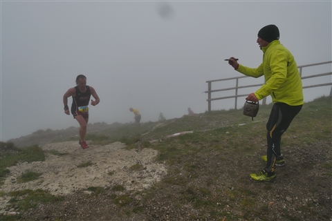 TRAIL di PIZZO San Michele N°3157 FOTO scattate a raffica in VETTA da Peppe Dalessio con nebbia e gran freddo - foto 691