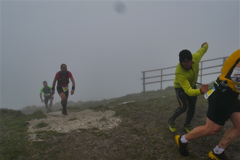 TRAIL di PIZZO San Michele N°3157 FOTO scattate a raffica in VETTA da Peppe Dalessio con nebbia e gran freddo - foto 734