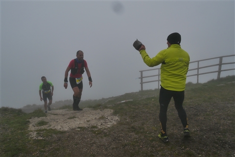 TRAIL di PIZZO San Michele N°3157 FOTO scattate a raffica in VETTA da Peppe Dalessio con nebbia e gran freddo - foto 742