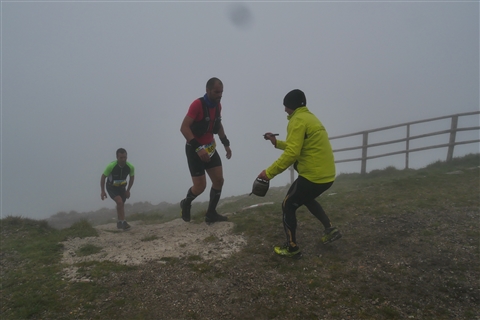 TRAIL di PIZZO San Michele N°3157 FOTO scattate a raffica in VETTA da Peppe Dalessio con nebbia e gran freddo - foto 749