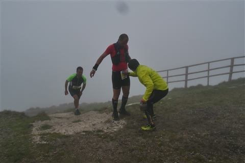 TRAIL di PIZZO San Michele N°3157 FOTO scattate a raffica in VETTA da Peppe Dalessio con nebbia e gran freddo - foto 758