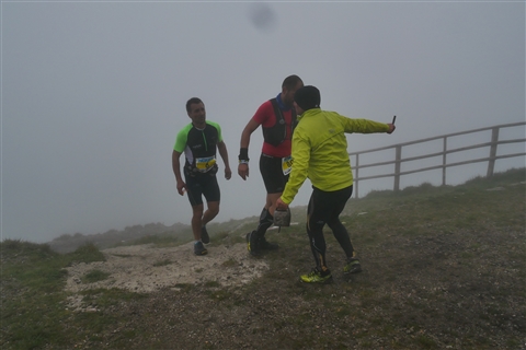 TRAIL di PIZZO San Michele N°3157 FOTO scattate a raffica in VETTA da Peppe Dalessio con nebbia e gran freddo - foto 768