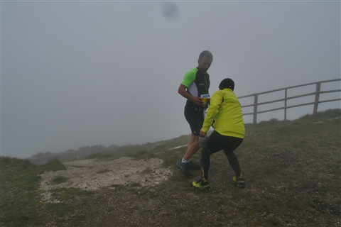 TRAIL di PIZZO San Michele N°3157 FOTO scattate a raffica in VETTA da Peppe Dalessio con nebbia e gran freddo - foto 783