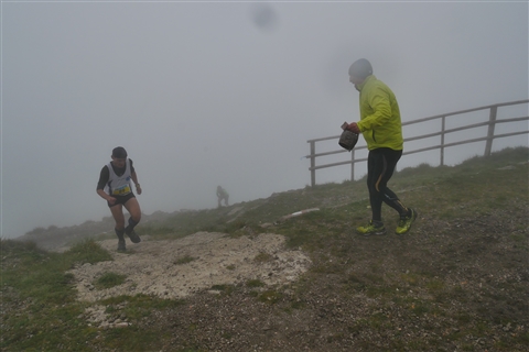 TRAIL di PIZZO San Michele N°3157 FOTO scattate a raffica in VETTA da Peppe Dalessio con nebbia e gran freddo - foto 807