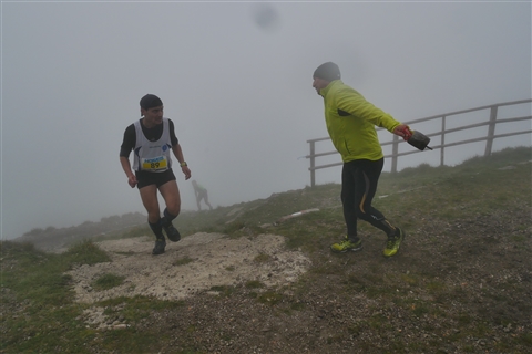 TRAIL di PIZZO San Michele N°3157 FOTO scattate a raffica in VETTA da Peppe Dalessio con nebbia e gran freddo - foto 819