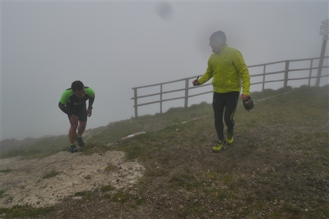 TRAIL di PIZZO San Michele N°3157 FOTO scattate a raffica in VETTA da Peppe Dalessio con nebbia e gran freddo - foto 834