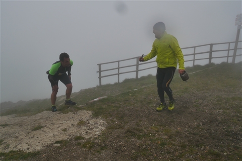 TRAIL di PIZZO San Michele N°3157 FOTO scattate a raffica in VETTA da Peppe Dalessio con nebbia e gran freddo - foto 835
