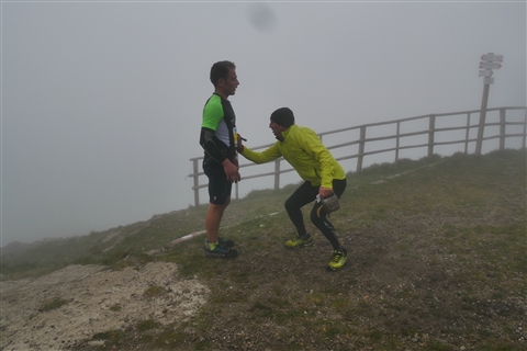 TRAIL di PIZZO San Michele N°3157 FOTO scattate a raffica in VETTA da Peppe Dalessio con nebbia e gran freddo - foto 846