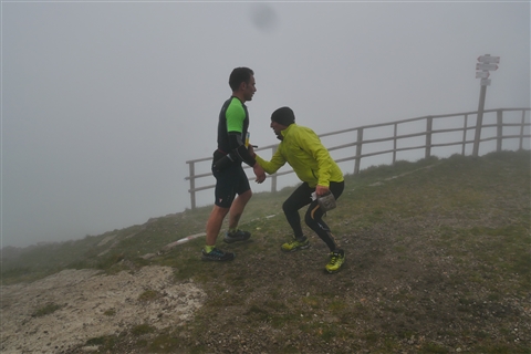 TRAIL di PIZZO San Michele N°3157 FOTO scattate a raffica in VETTA da Peppe Dalessio con nebbia e gran freddo - foto 850