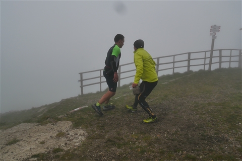 TRAIL di PIZZO San Michele N°3157 FOTO scattate a raffica in VETTA da Peppe Dalessio con nebbia e gran freddo - foto 853