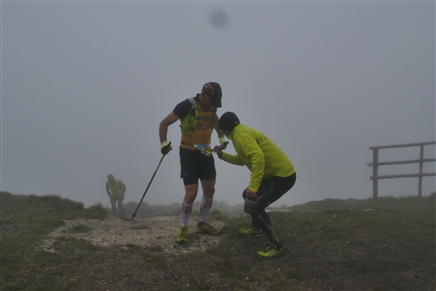 TRAIL di PIZZO San Michele N°3157 FOTO scattate a raffica in VETTA da Peppe Dalessio con nebbia e gran freddo - foto 869