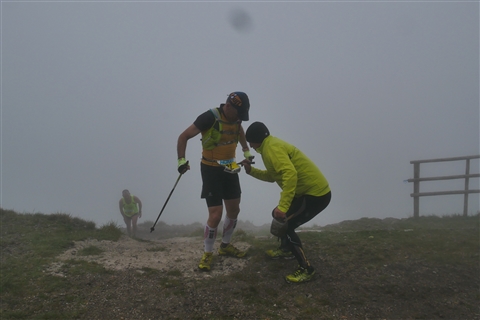 TRAIL di PIZZO San Michele N°3157 FOTO scattate a raffica in VETTA da Peppe Dalessio con nebbia e gran freddo - foto 870