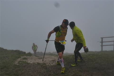 TRAIL di PIZZO San Michele N°3157 FOTO scattate a raffica in VETTA da Peppe Dalessio con nebbia e gran freddo - foto 877