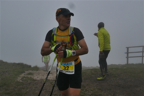 TRAIL di PIZZO San Michele N°3157 FOTO scattate a raffica in VETTA da Peppe Dalessio con nebbia e gran freddo - foto 886