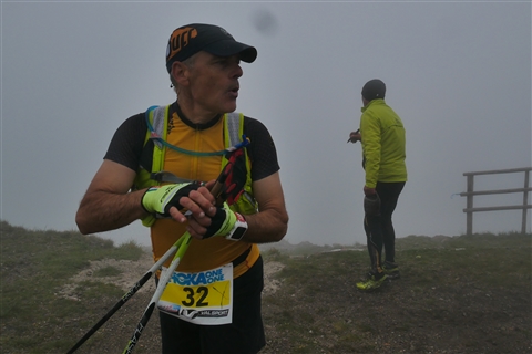 TRAIL di PIZZO San Michele N°3157 FOTO scattate a raffica in VETTA da Peppe Dalessio con nebbia e gran freddo - foto 888